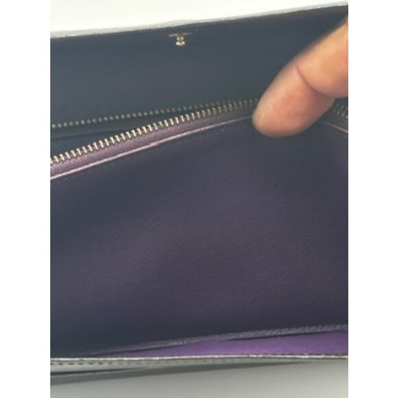 Louis Vuitton Epi International Wallet Trifold Beautifully Painted Exterior - Picture 10 of 14